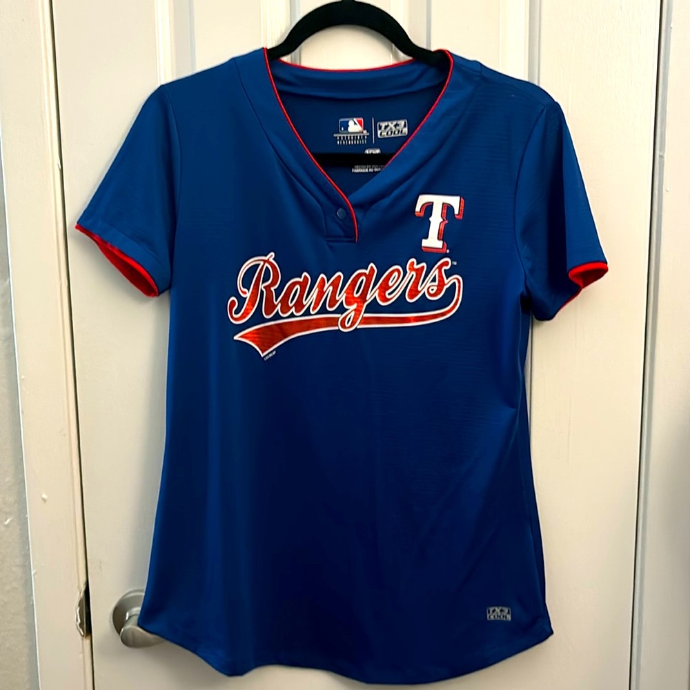 Texas Rangers T-Shirt | Size Small